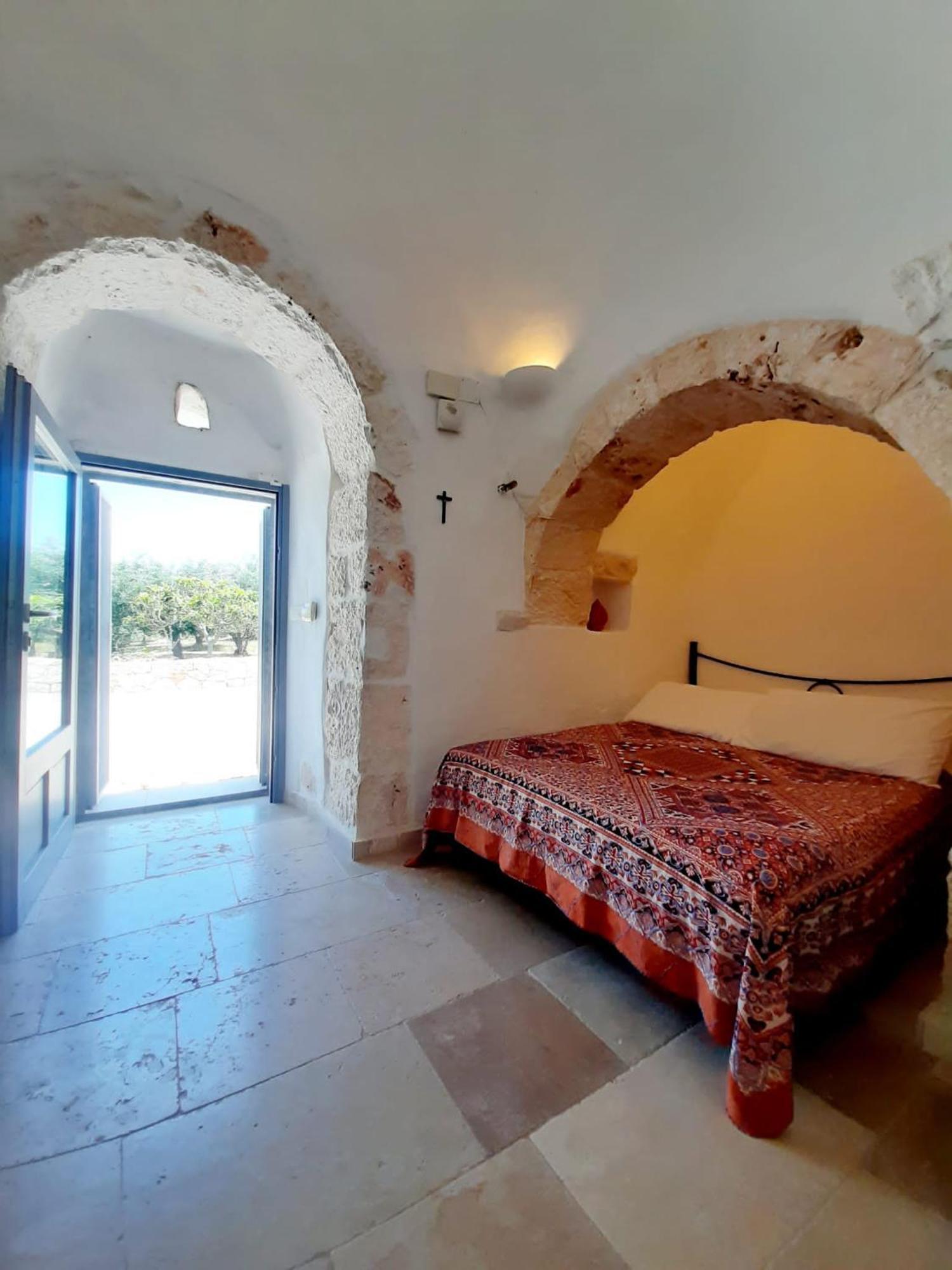 Trullo Tranquillo Ostuni Villa Luaran gambar